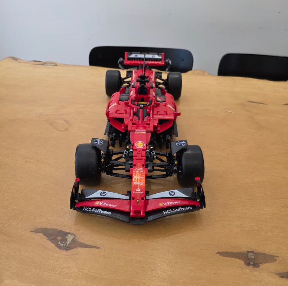 Compatível Lego F1 Ferrari SF-24, foto 2