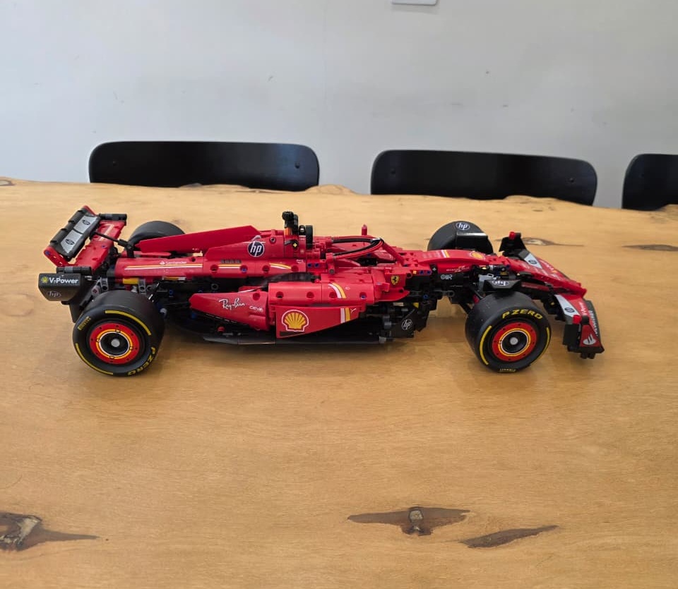 Compatível Lego F1 Ferrari SF-24, foto 4